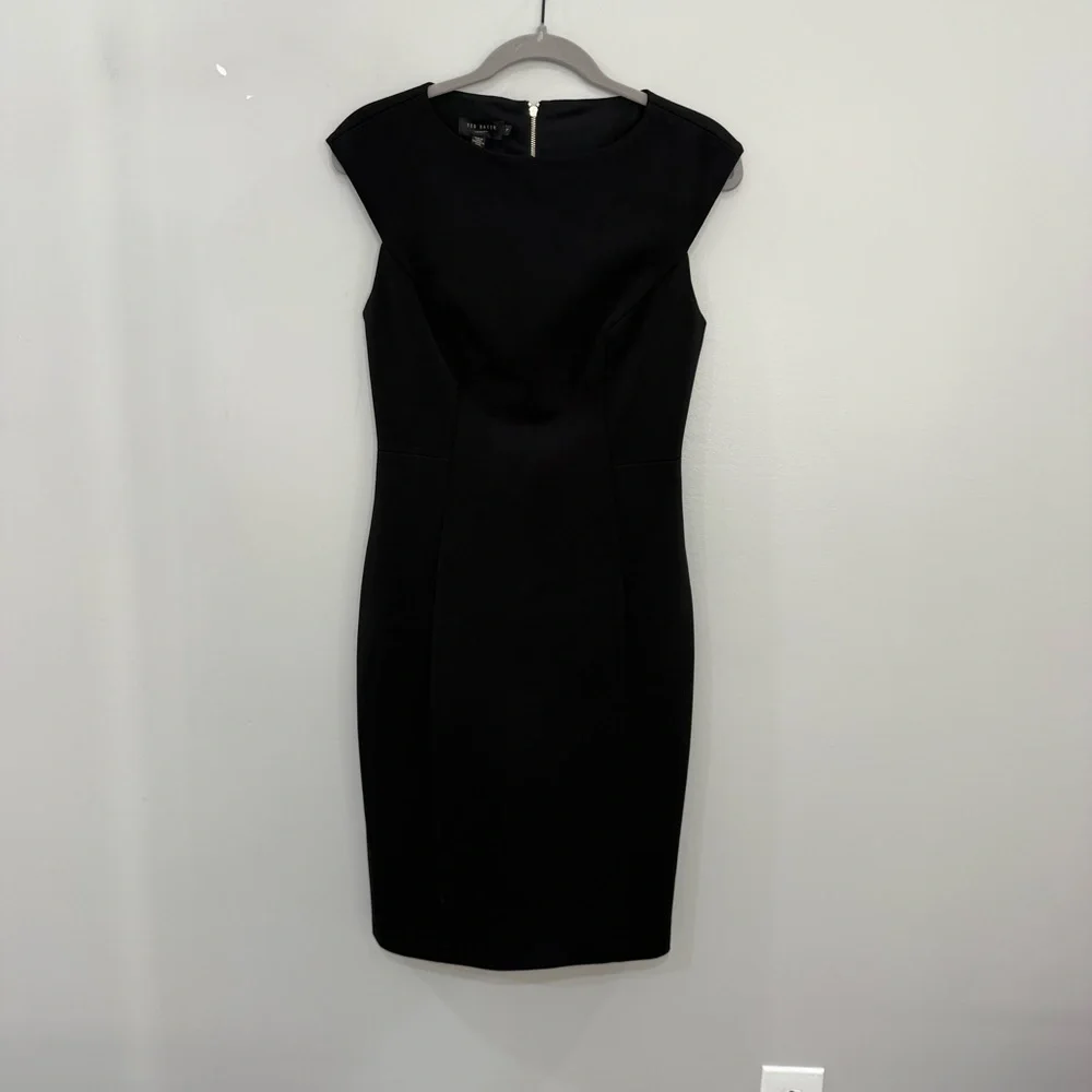 Ted Baker Dress Pelagai Knee-Length Shift in Black